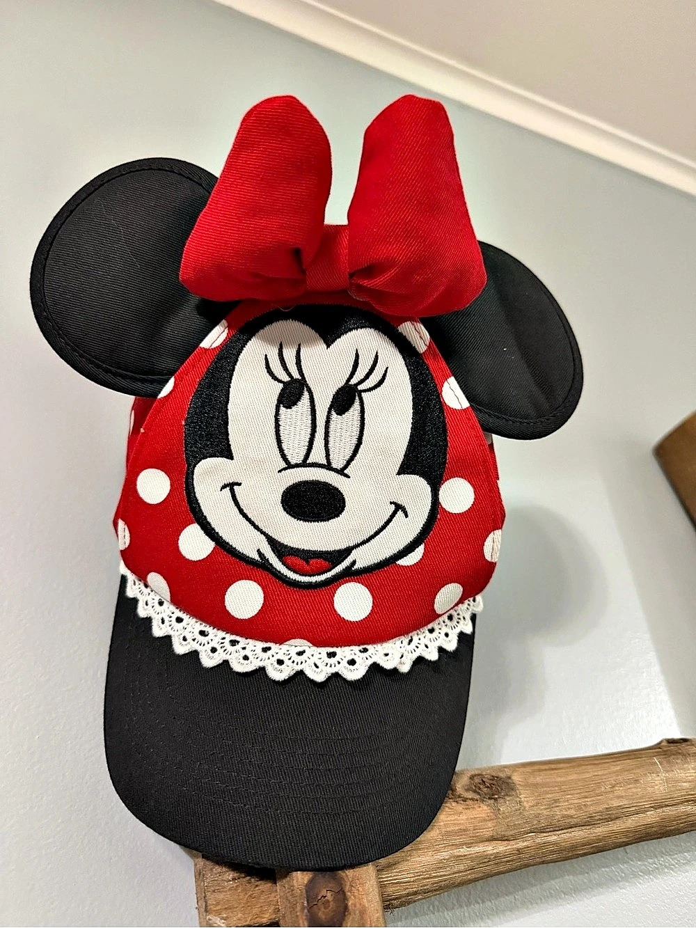 Disney Minnie Mouse Polka Dot Hat Girls Toddler